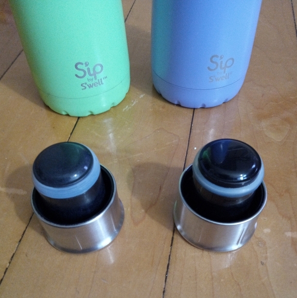 Sip by Swell stainless double walled vacuum insulated water bottle bundle - Picture 4 of 7